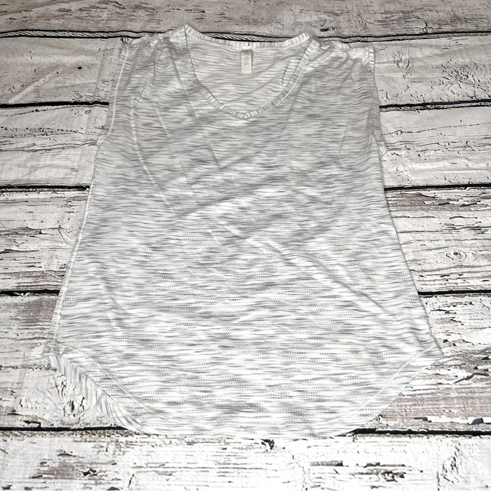 Lululemon Athletica Sleeveless Muscle Tank Top Size 2
